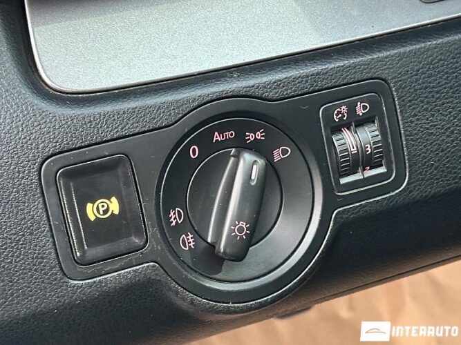 Volkswagen Passat 42 interauto-car