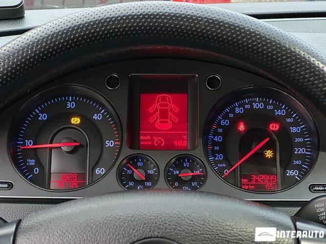 Volkswagen Passat 37 interauto-car