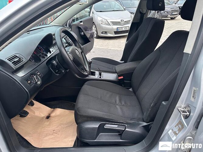Volkswagen Passat 32 interauto-car