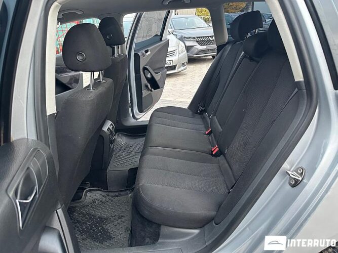 Volkswagen Passat 34 interauto-car