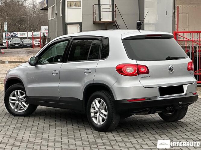 Volkswagen Tiguan 30 interauto-car