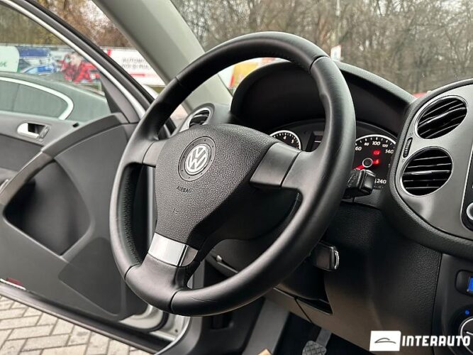 Volkswagen Tiguan 37 interauto-car