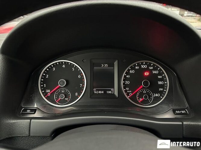 Volkswagen Tiguan 36 interauto-car
