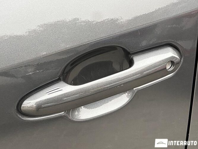 Toyota Rav-4 53 interauto-car