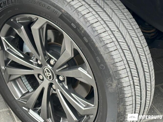 Toyota Rav-4 52 interauto-car