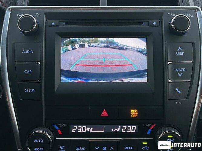 Toyota Camry 43 interauto-car