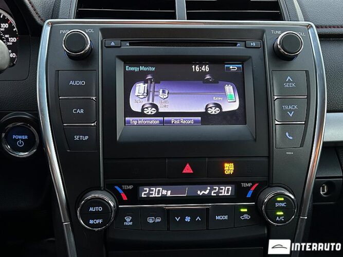 Toyota Camry 42 interauto-car