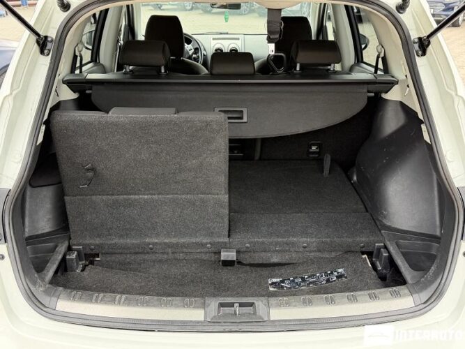 Nissan Qashqai+2 46 interauto-car