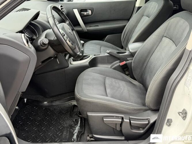 Nissan Qashqai+2 35 interauto-car
