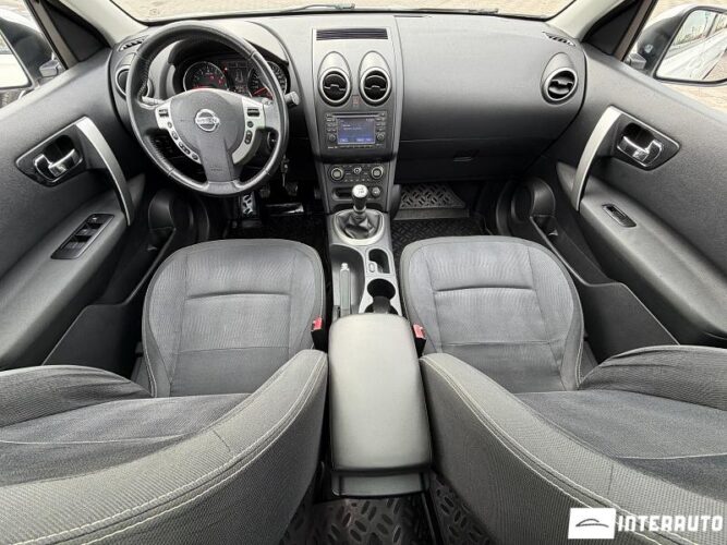 Nissan Qashqai+2 36 interauto-car