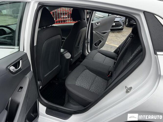 Hyundai Ioniq 47 interauto-car