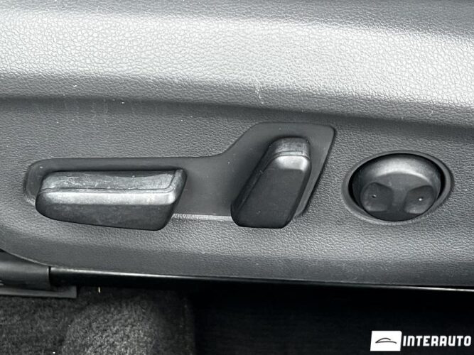 Hyundai Ioniq 43 interauto-car