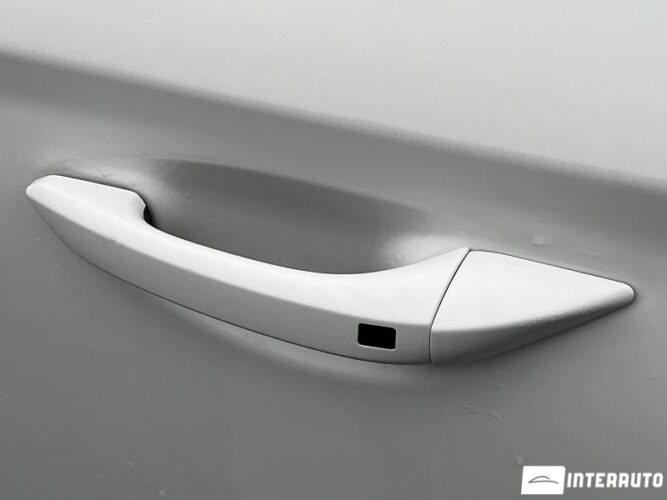 Hyundai Ioniq 34 interauto-car