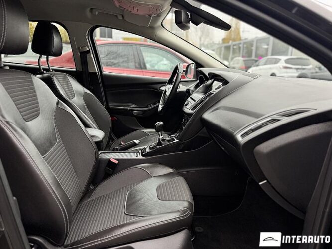 Ford Focus 54 interauto-car