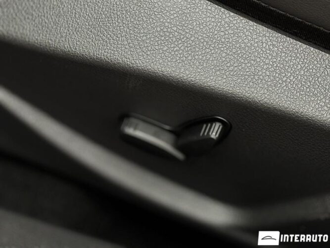 Ford Focus 42 interauto-car