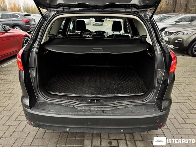 Ford Focus 37 interauto-car