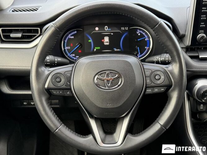 Toyota Rav-4 37 interauto-car