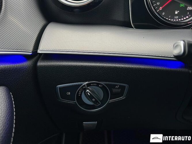 Mercedes E 200 35 interauto-car