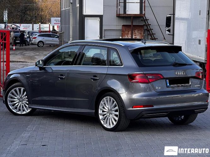 Audi A3 E-tron 34 interauto-car