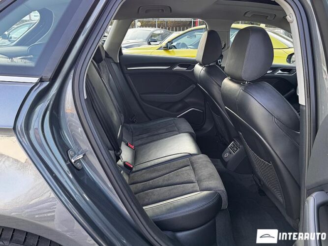 Audi A3 E-tron 46 interauto-car