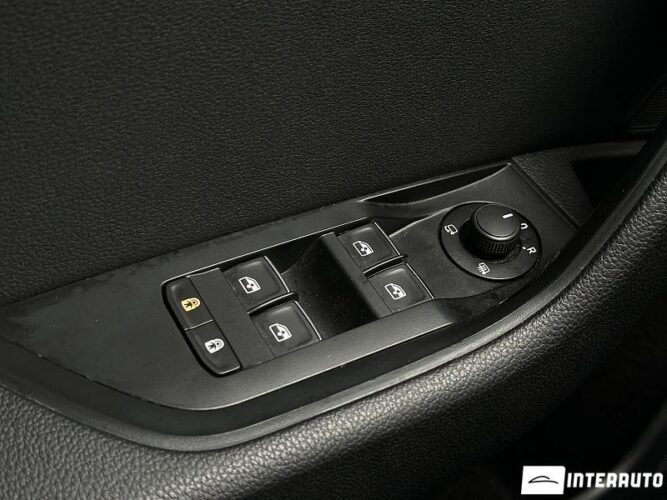 Skoda Superb 42 interauto-car