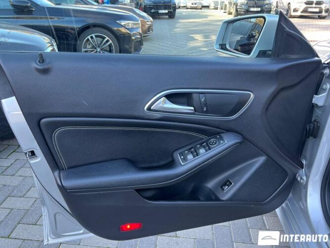 Mercedes CLA 220d 30 interauto-car