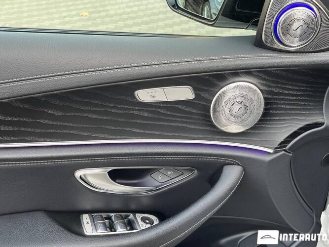 Mercedes E 220 4Matic 38 interauto-car