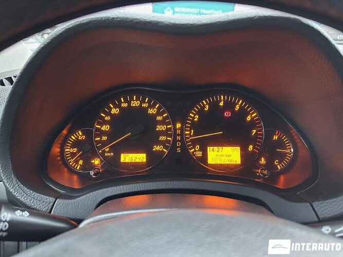 Toyota Avensis 36 interauto-car