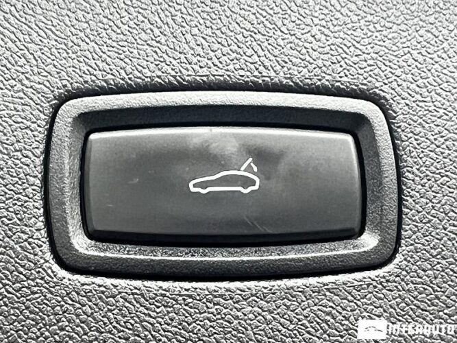 Porsche Cayenne E 54 interauto-car