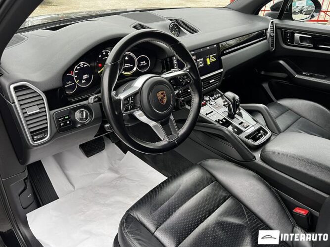 Porsche Cayenne E 39 interauto-car