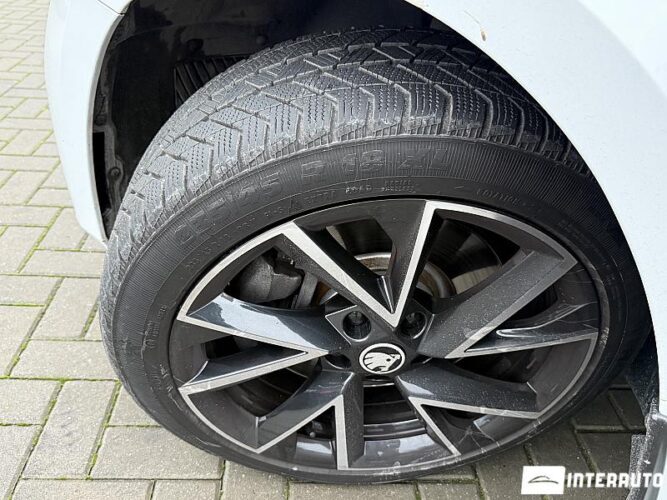 Skoda Superb 52 interauto-car