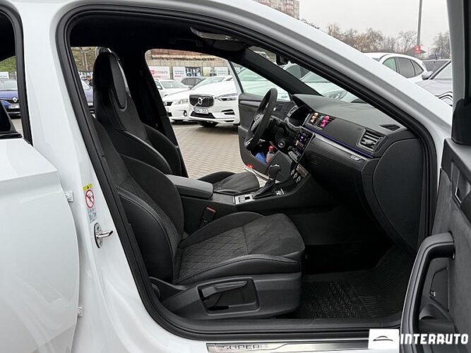 Skoda Superb 51 interauto-car