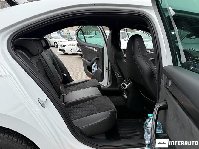 Skoda Superb 50 interauto-car