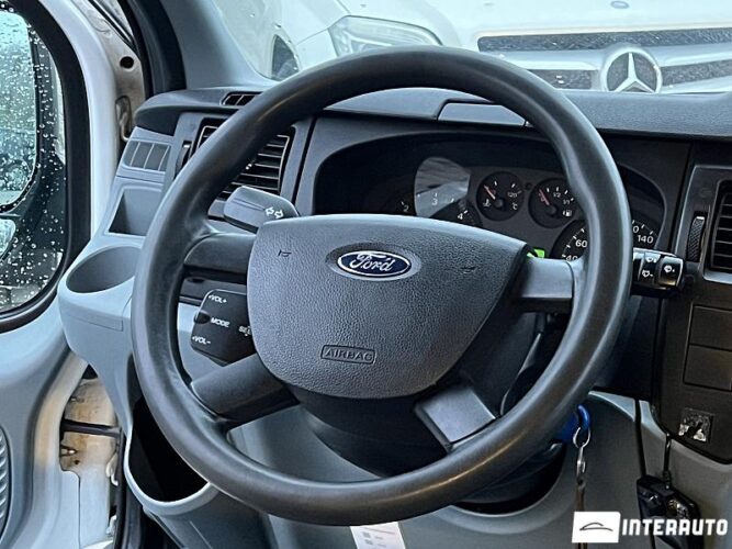 Ford Transit 33 interauto-car