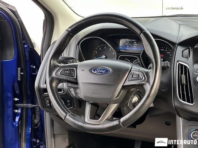 Ford Focus 36 interauto-car