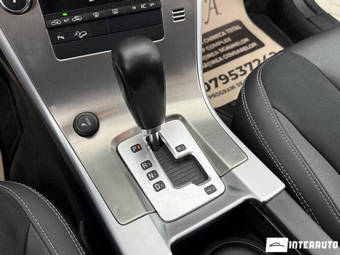 Volvo XC 60 41 interauto-car