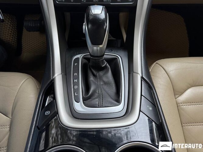 Ford Fusion 40 interauto-car