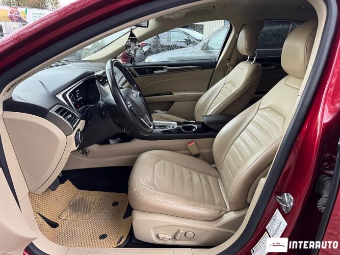 Ford Fusion 31 interauto-car