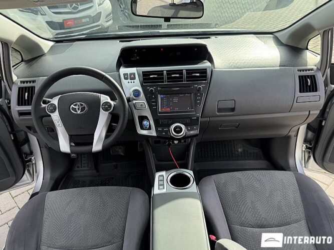 Toyota Prius Plus / V 34 interauto-car