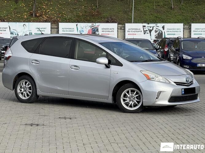 Toyota Prius Plus / V 29 interauto-car