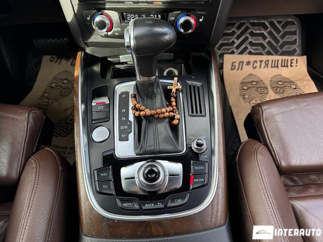 Audi Q5 40 interauto-car