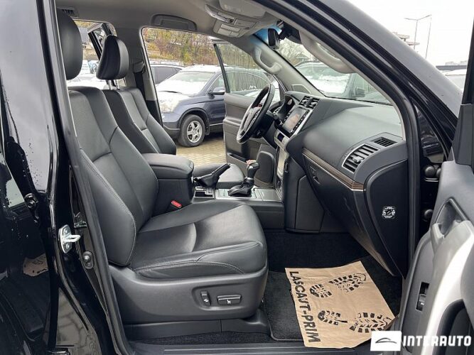 Toyota Land Cruiser Prado 49 interauto-car