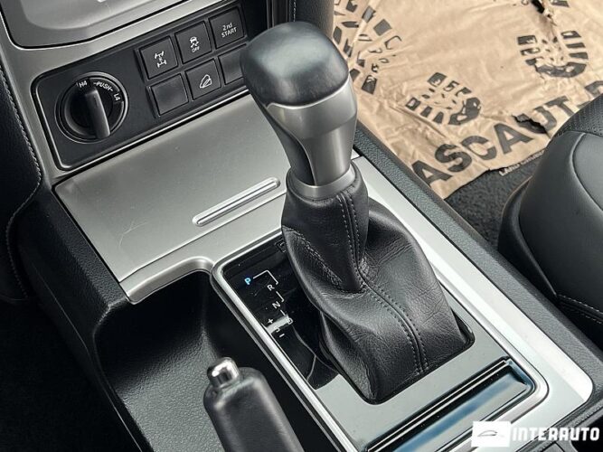 Toyota Land Cruiser Prado 44 interauto-car