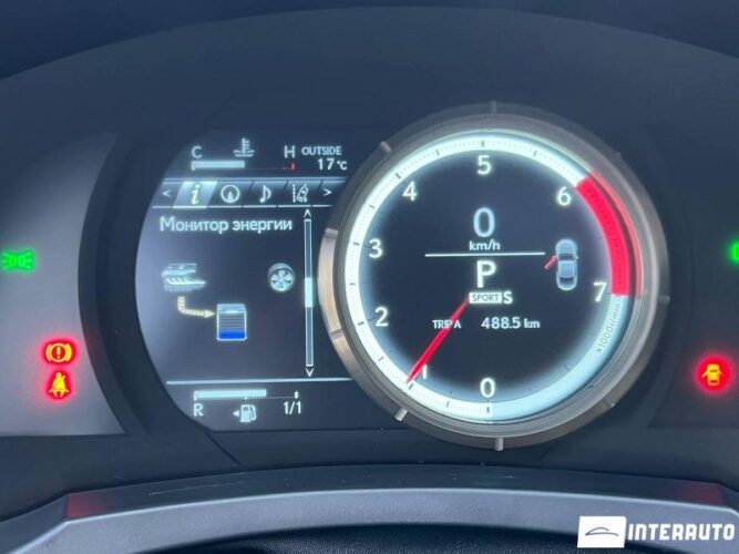 Lexus RC 300H 44 interauto-car