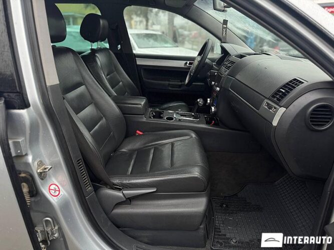 Volkswagen Touareg 33 interauto-car