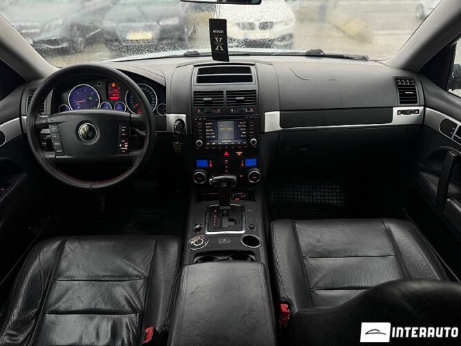 Volkswagen Touareg 32 interauto-car