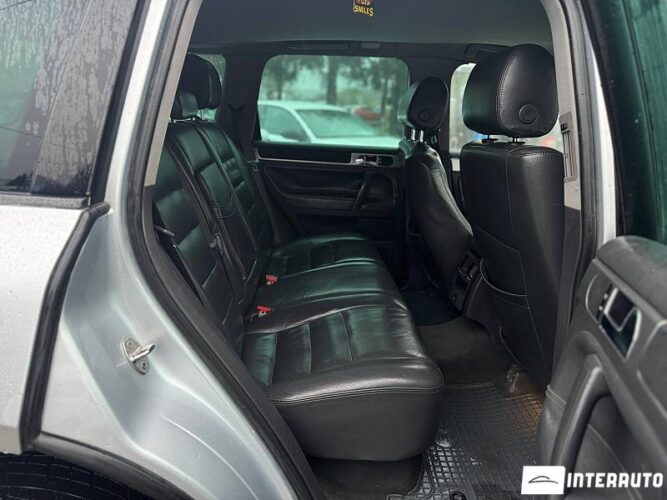 Volkswagen Touareg 34 interauto-car