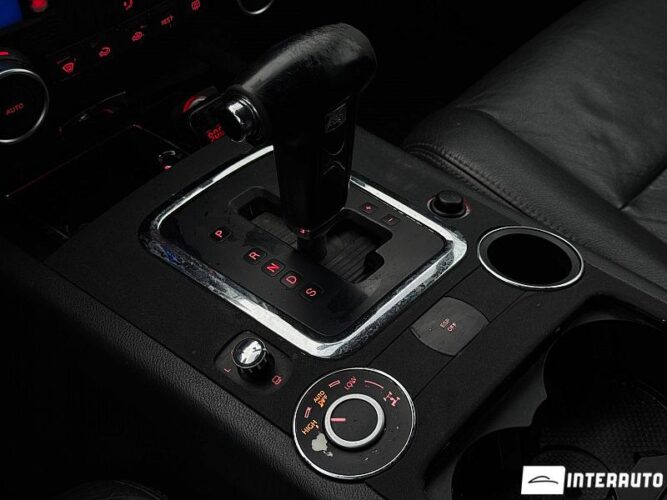 Volkswagen Touareg 42 interauto-car