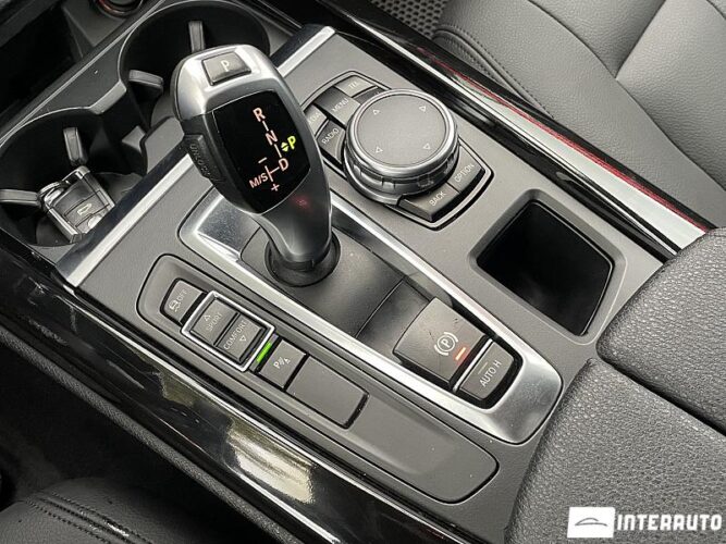 BMW X5 2.5D 44 interauto-car