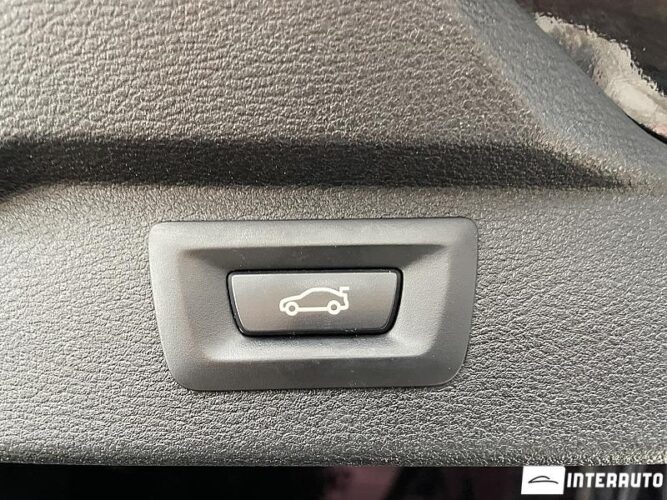 BMW X5 2.5D 49 interauto-car